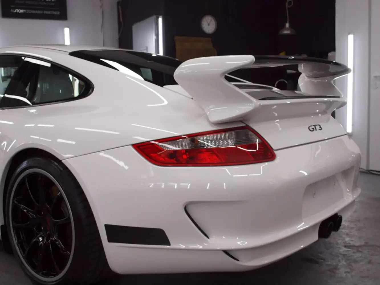 Porsche 911 GT3 po wykonanym detailingu w studiu Warszawski Błysk