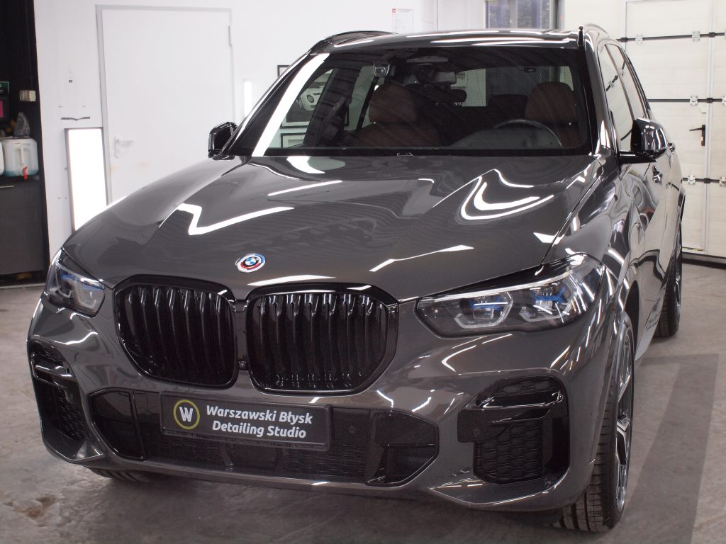 BMW X5 po oklejeniu folią PPF