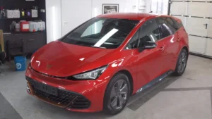 Cupra Born po polerowaniu lakieru