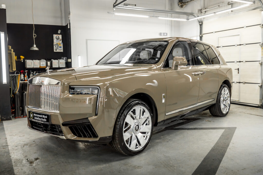 Rolls Royce Cullinan po zabezpieczeniu lakieru folią PPF - przód