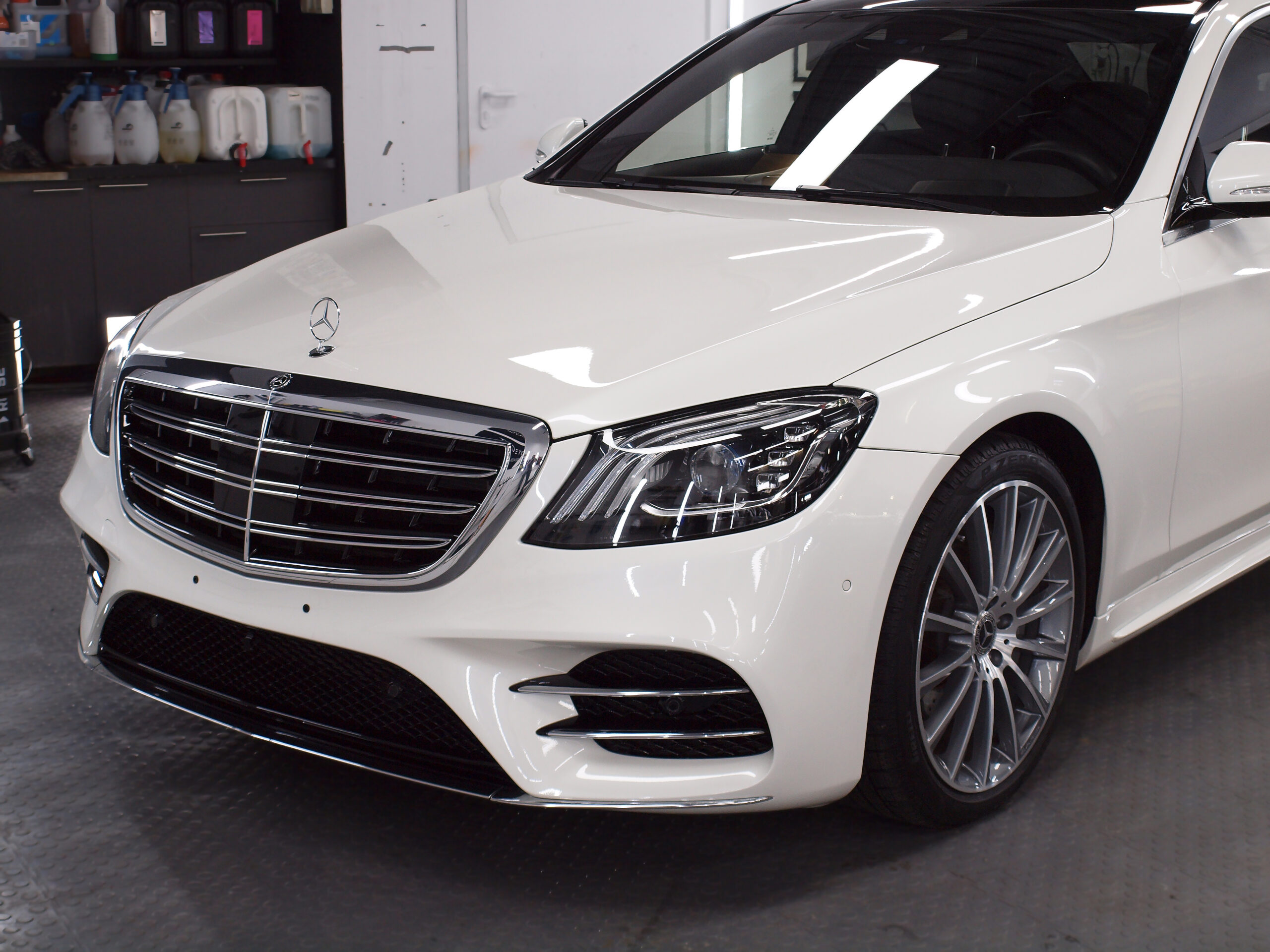 Mercedes S-klasa po zabezpieczeniu lakieru - z przodu